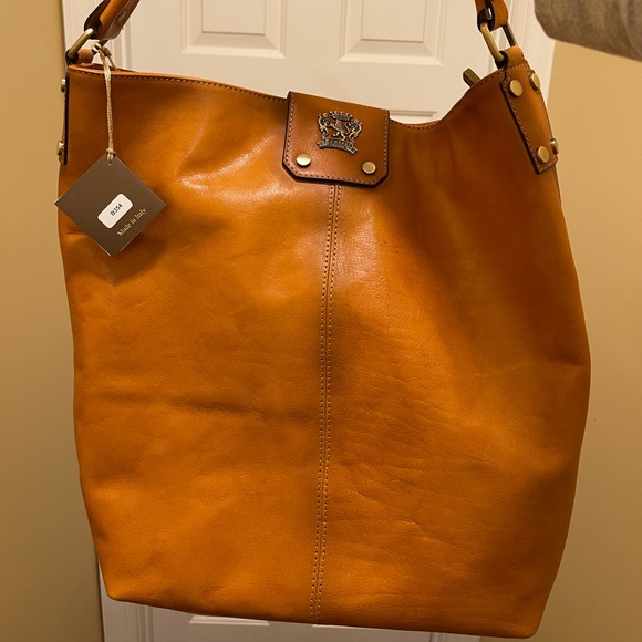 Pratesi Firenze Handbags - Pratesi Firenze Made in Italy Extra Large Hobo Leather NWT
